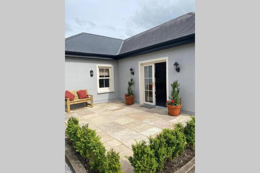 Yellow Heights Accommodation Tinahely Exterior photo
