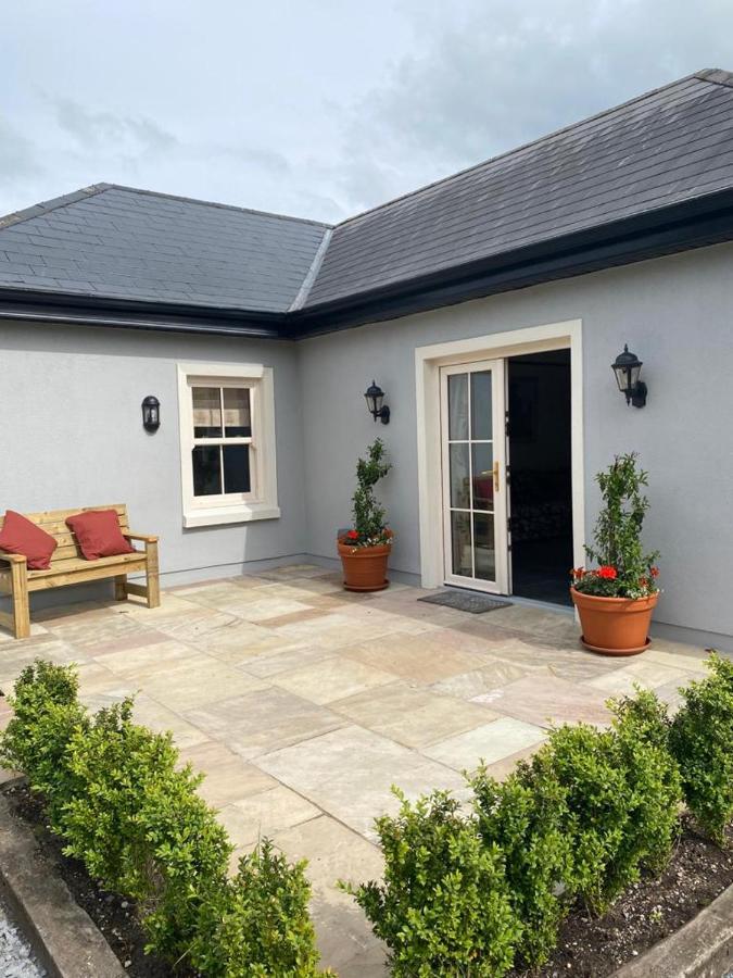 Yellow Heights Accommodation Tinahely Exterior photo
